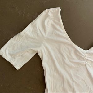 Amour Vert Nikita Tee